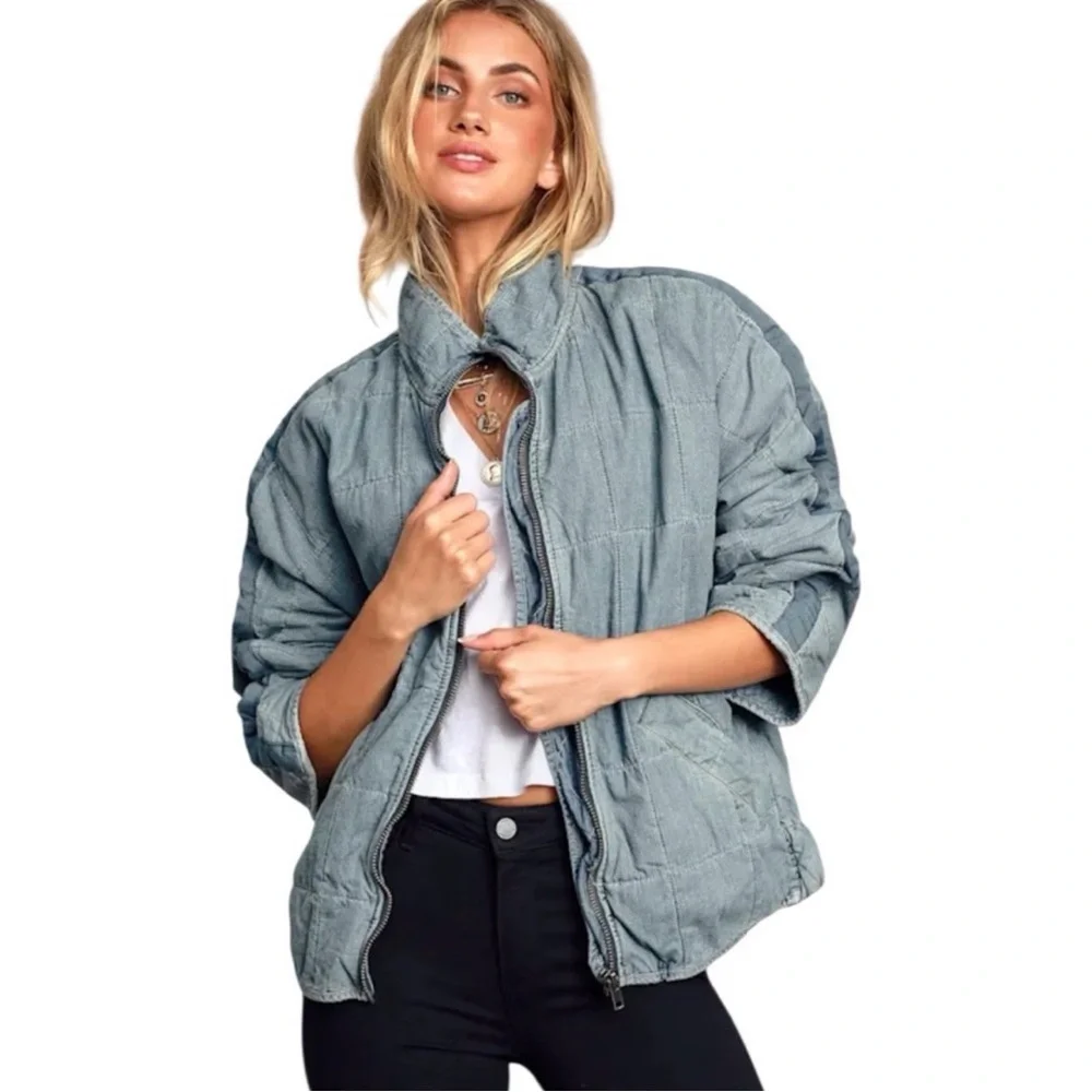 NEW EXCELLENT Free People Dolman Medium Wash Blue Quilted Denim Jacket Large - Picture 1 of 8